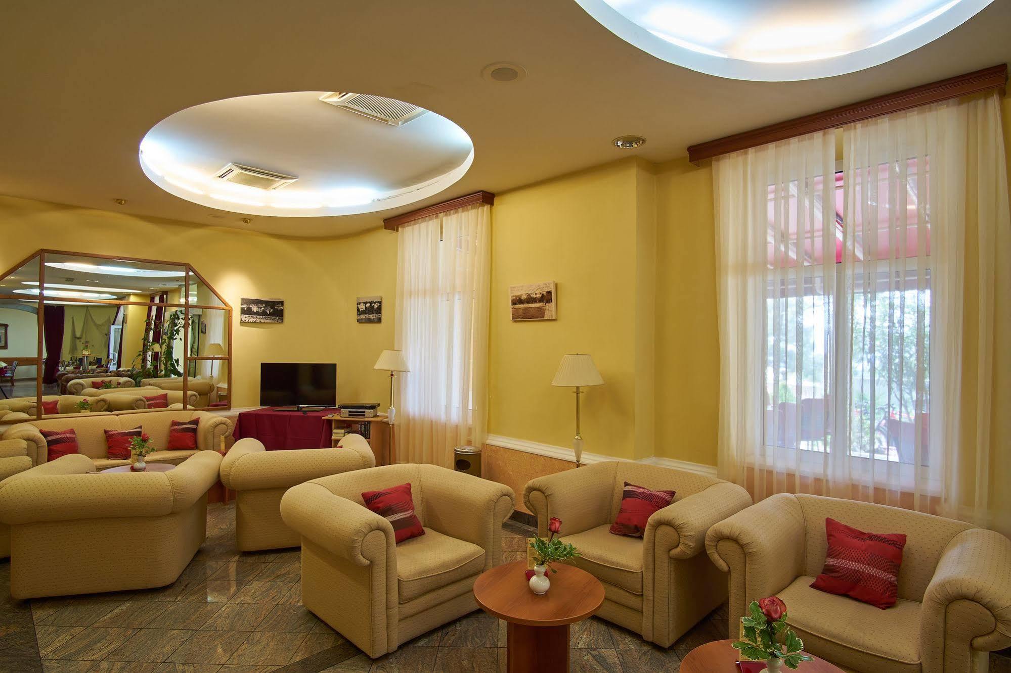 Hotel Vila Ružica - depandanse Crikvenica Exterior foto